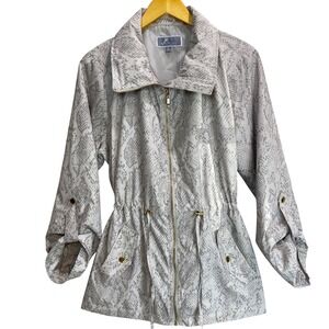JM Collection Petite L Cream Snakeskin Drawstring Waist Lightweight
Jacket Chic